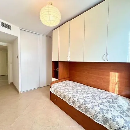 Very Bright T2 Near Appartamento Cannes